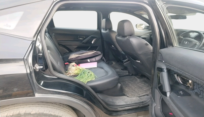 2022 Tata Harrier XZ PLUS 2.0L, Diesel, Manual, 1,29,013 km, interior