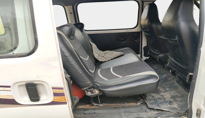 2017 Maruti Eeco 5 STR WITH A/C+HTR, Petrol, Manual, 1,64,062 km, interior