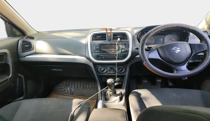 2021 Maruti Vitara Brezza LXI, Petrol, Manual, 88,154 km, interior