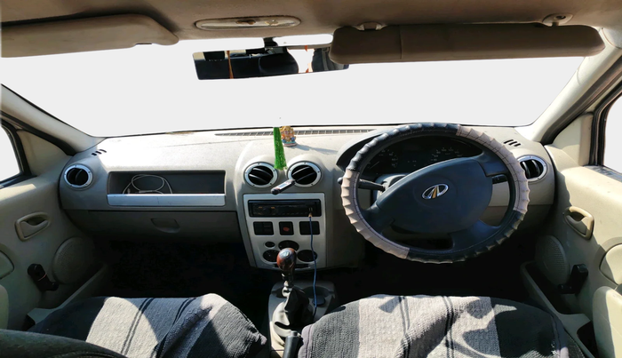 2011 Mahindra Verito D2 BS-III, Diesel, Manual, 1,97,427 km, interior
