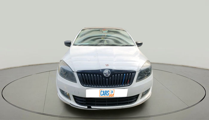 2014 Skoda Rapid 1.5 TDI CR ELEGANCE, Diesel, Manual, 1,37,193 km, exterior