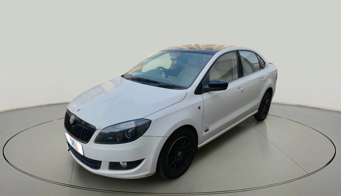 2014 Skoda Rapid 1.5 TDI CR ELEGANCE, Diesel, Manual, 1,37,193 km, exterior