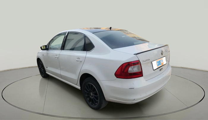 2014 Skoda Rapid 1.5 TDI CR ELEGANCE, Diesel, Manual, 1,37,193 km, exterior