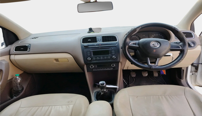 2014 Skoda Rapid 1.5 TDI CR ELEGANCE, Diesel, Manual, 1,37,193 km, interior