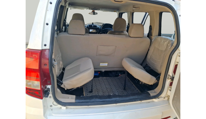 2022 Mahindra BOLERO NEO N10 R, Diesel, Manual, 73,242 km, interior