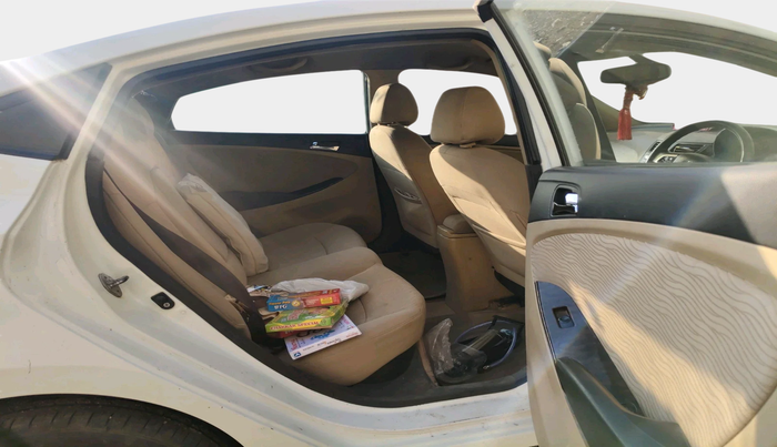 2012 Hyundai Verna FLUIDIC 1.6 CRDI SX, Diesel, Manual, 1,53,254 km, interior