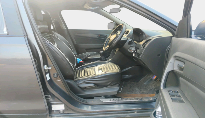 2016 Maruti Vitara Brezza VDI (O), Diesel, Manual, 1,32,932 km, interior