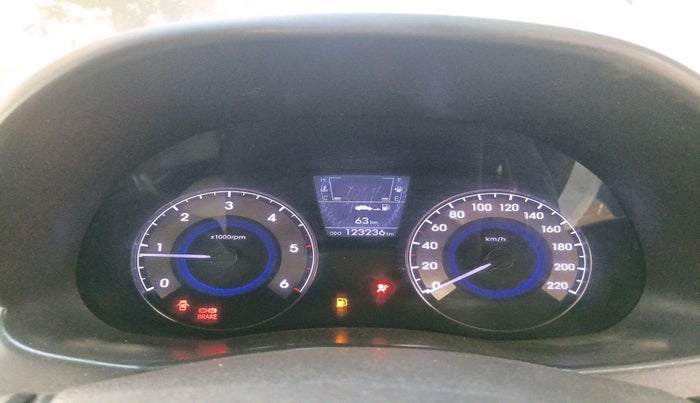2012 Hyundai Verna FLUIDIC 1.6 CRDI SX, Diesel, Manual, 1,23,236 km, interior