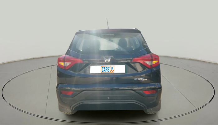 2023 Mahindra XUV300 W6 1.2 PETROL, Petrol, Manual, 23,828 km, exterior