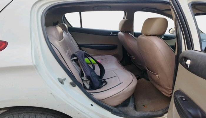 2012 Hyundai i20 MAGNA 1.4 CRDI, Diesel, Manual, 1,63,004 km, interior