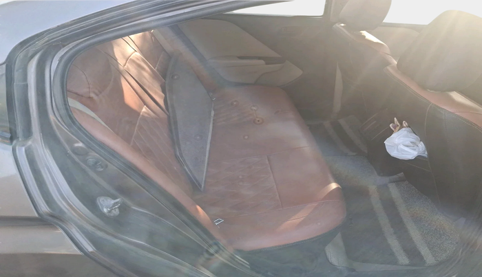 2014 Honda City 1.5L I-DTEC SV, Diesel, Manual, 1,18,794 km, interior