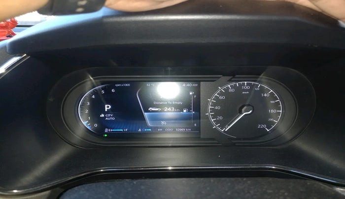 2022 Tata Harrier XZA PLUS 2.0L, Diesel, Automatic, 35,000 km, interior