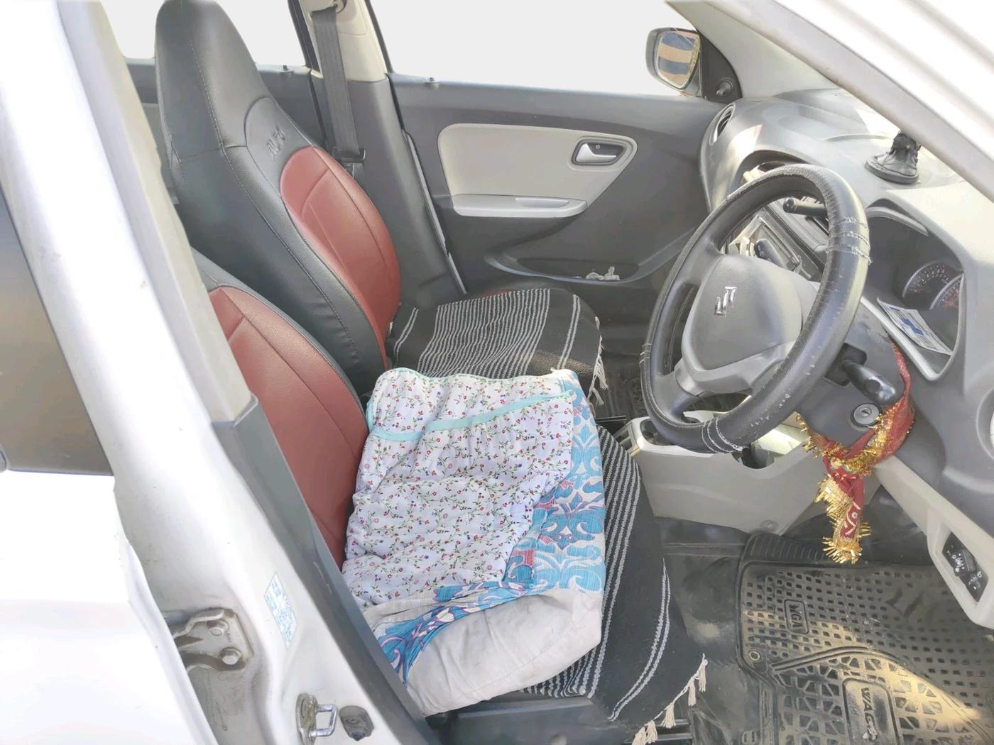 2017 Maruti Alto K10 VXI, CNG, Manual, 1,57,123 km, interior