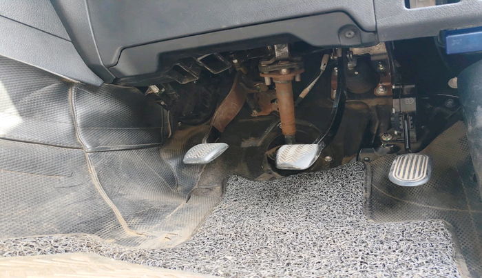 2016 Toyota Innova Crysta 2.4 VX 8 STR, Diesel, Manual, 3,57,487 km, interior