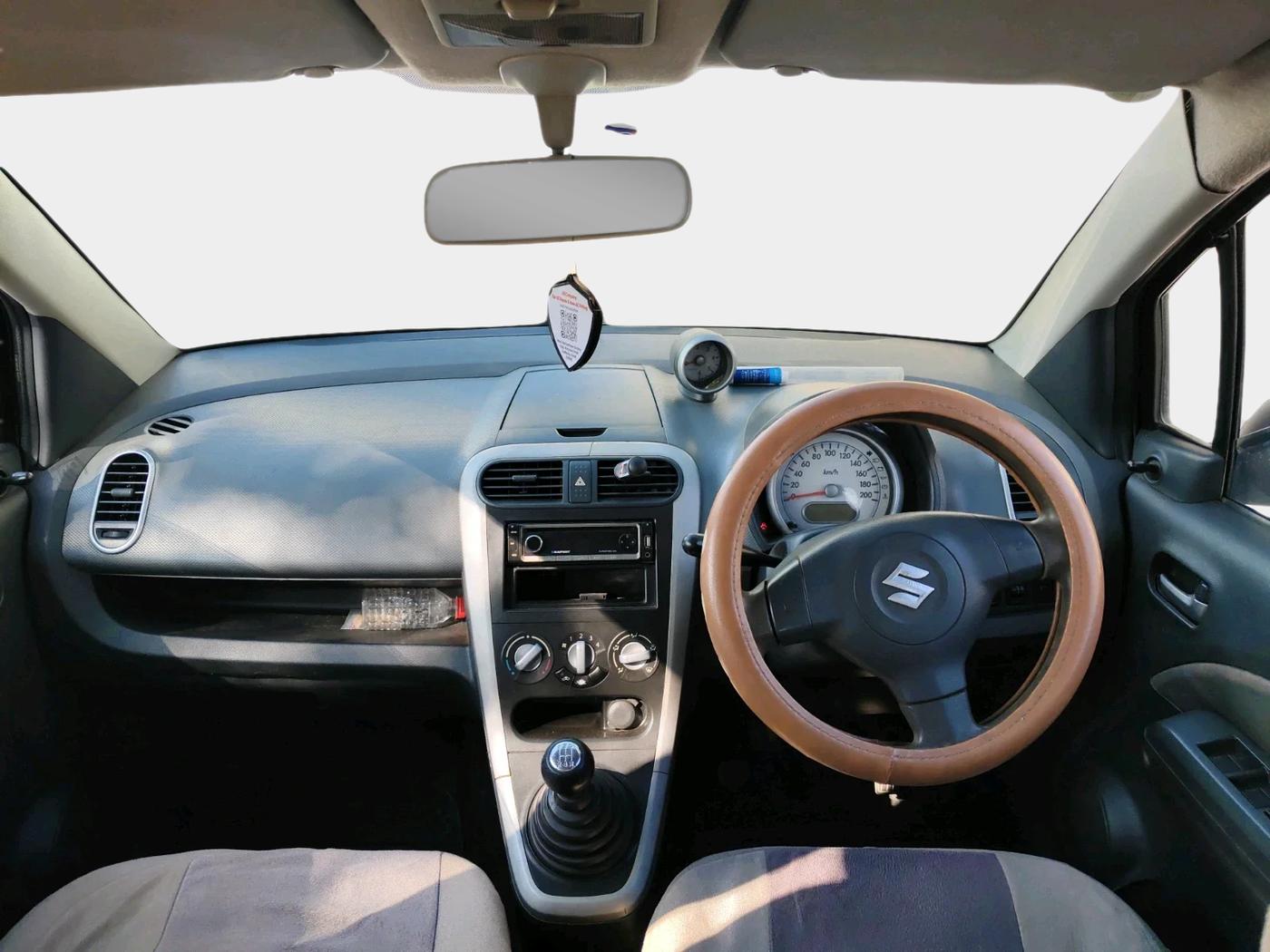 2011 Maruti Ritz VDI, Diesel, Manual, 1,11,664 km, interior