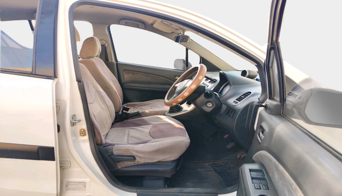 2011 Maruti Ritz VDI, Diesel, Manual, 1,11,664 km, interior