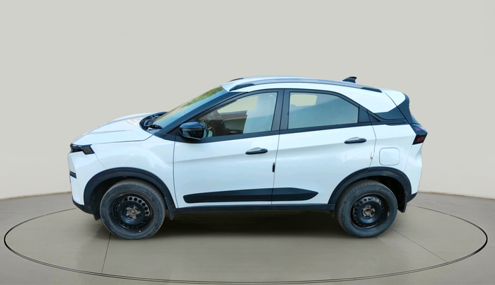 2024 Tata NEXON Pure 1.5 Revotorq 6AMT, Diesel, Automatic, 55,867 km, exterior