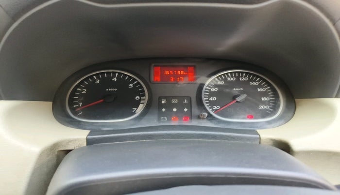 2014 Renault Duster RXE PETROL, Petrol, Manual, 1,65,738 km, interior