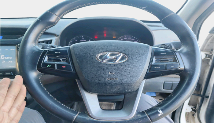 2017 Hyundai Creta SX PLUS AT 1.6 DIESEL, Diesel, Automatic, 1,00,655 km, interior