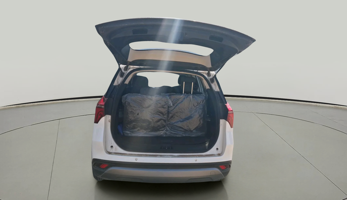 2024 Mahindra XUV700 AX 5 D MT 7 STR, Diesel, Manual, 20,169 km, exterior