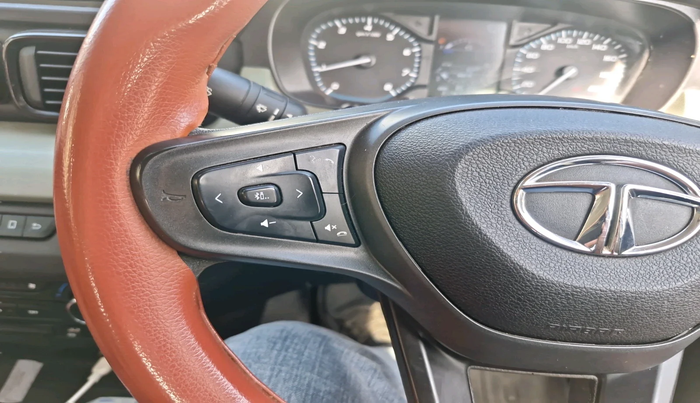 2022 Tata PUNCH ADVENTURE MT, Petrol, Manual, 85,105 km, interior