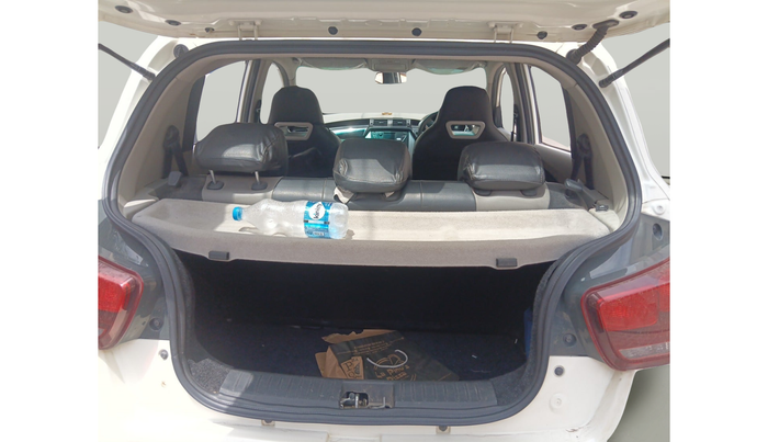 2016 Mahindra Kuv100 K6 5 STR, Petrol, Manual, 2,25,000 km, exterior