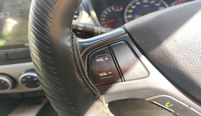 2016 Hyundai Grand i10 ASTA (O) 1.2 KAPPA VTVT, Petrol, Manual, 1,26,040 km, interior