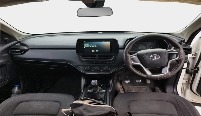 2023 Tata Harrier XE 2.0L KRYOTEC, Diesel, Manual, 96,633 km, interior