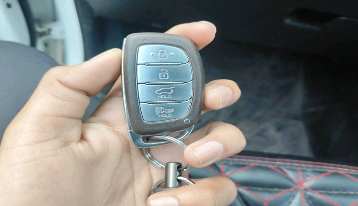 2019 Hyundai VENUE SX PLUS 1.0 TURBO DCT, Petrol, Automatic, 64,366 km, interior