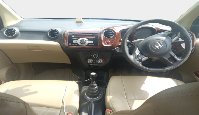2015 Honda Amaze 1.5L I-DTEC S, Diesel, Manual, 1,27,510 km, interior