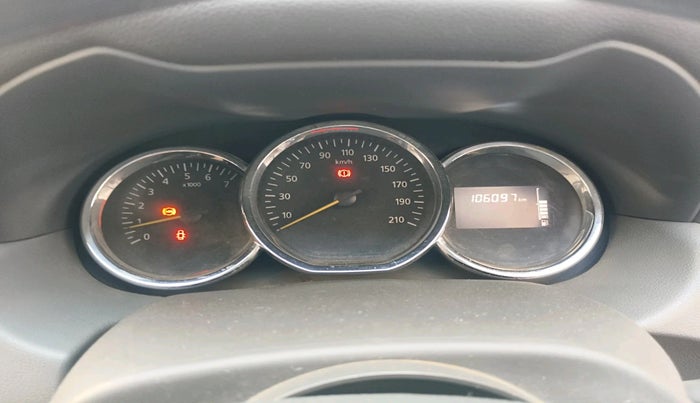 2016 Renault Duster 85 PS RXS MT DIESEL, Diesel, Manual, 1,06,097 km, interior