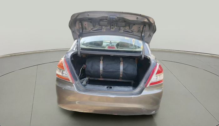 2016 Maruti Swift Dzire LXI (O), Petrol, Manual, 74,538 km, exterior