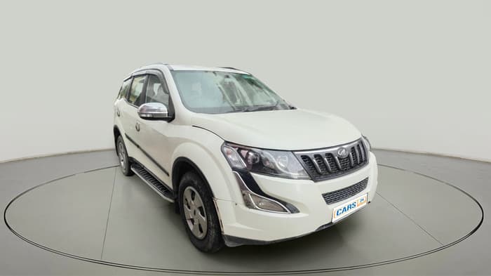 2017 Mahindra XUV500 W4 1.99, Diesel, Manual, 1,60,050 km, exterior