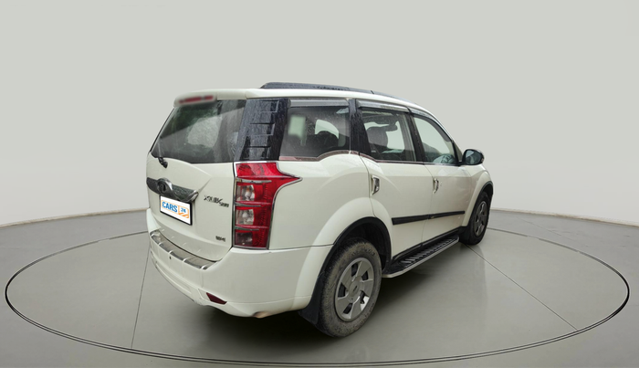 2017 Mahindra XUV500 W4 1.99, Diesel, Manual, 73,070 km, exterior