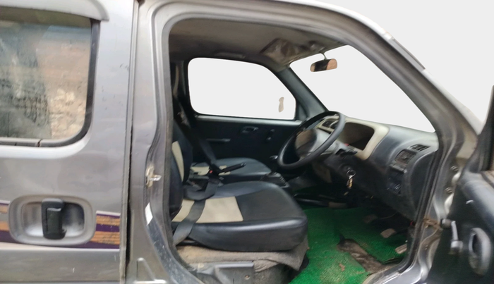 2017 Maruti Eeco 5 STR WITH A/C+HTR, Petrol, Manual, 94,887 km, interior