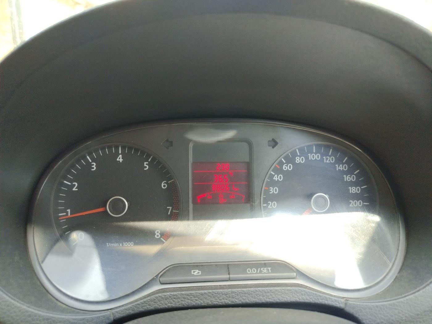 2010 Volkswagen Polo TRENDLINE 1.2L PETROL, Petrol, Manual, 88,061 km, interior