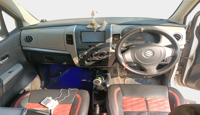 2016 Maruti Wagon R 1.0 LXI, Petrol, Manual, 70,665 km, interior