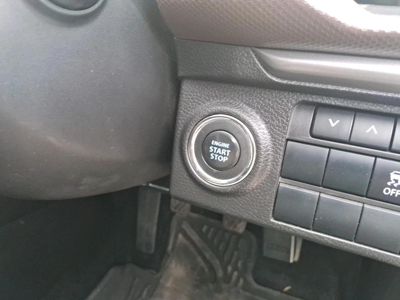 2023 Maruti BREZZA ZXI + SMART HYBRID, Petrol, Manual, 28,202 km, interior