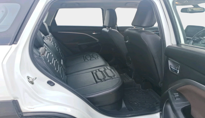 2023 Maruti BREZZA ZXI + SMART HYBRID, Petrol, Manual, 28,202 km, interior