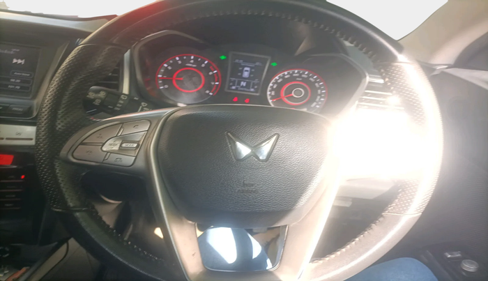 2023 Mahindra XUV300 W8 1.2 PETROL, Petrol, Manual, 54,476 km, interior