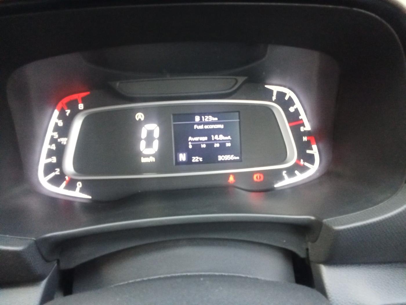 2023 KIA SONET HTK PLUS 1.0 IMT, Petrol, Manual, 30,956 km, interior