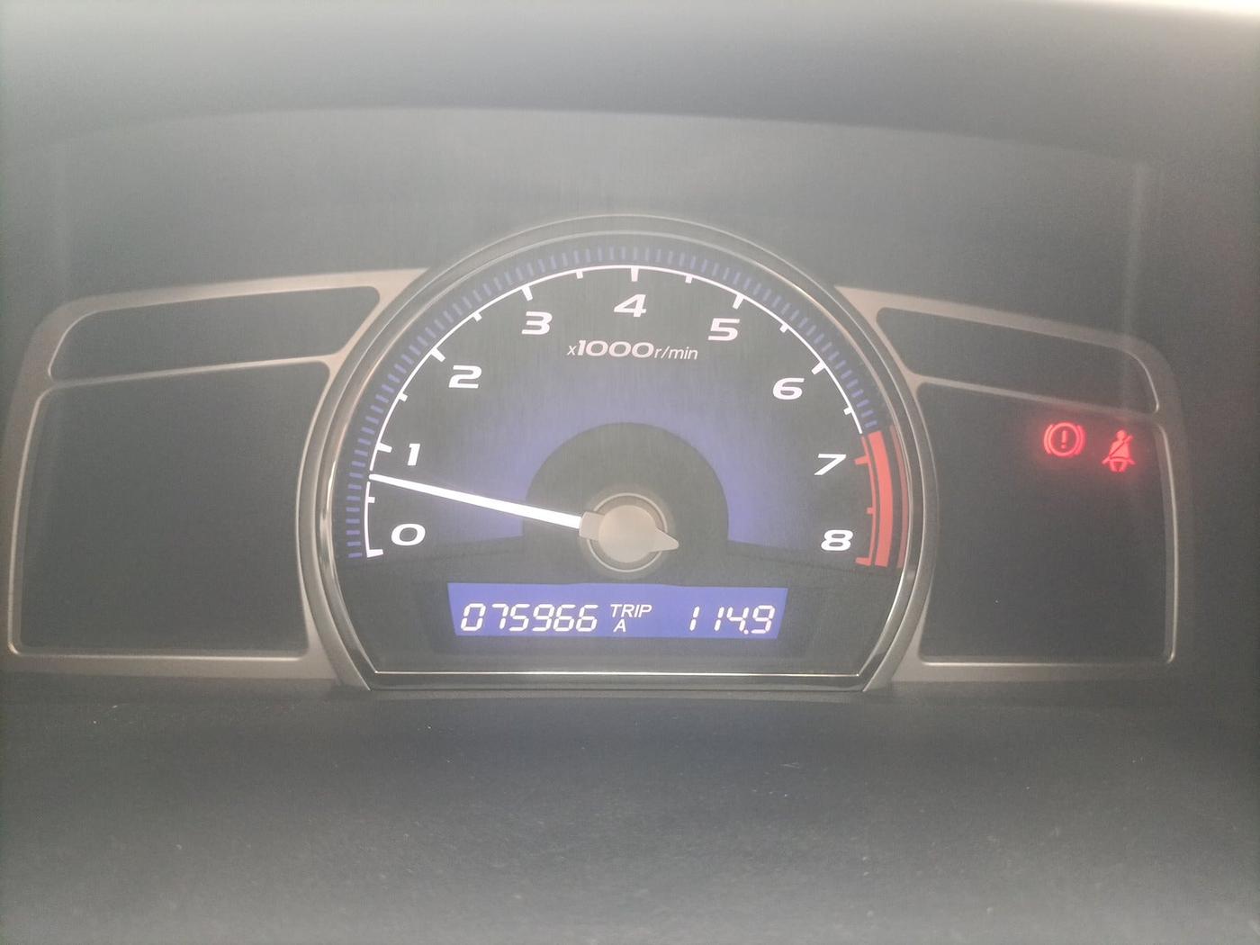 2011 Honda Civic 1.8L I-VTEC V MT SUNROOF, Petrol, Manual, 76,053 km, interior