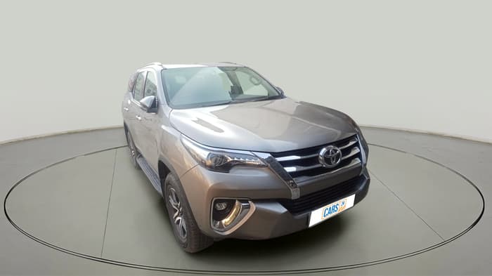 2017 Toyota Fortuner 2.8 4X2 AT, Diesel, Automatic, 1,12,866 km, exterior