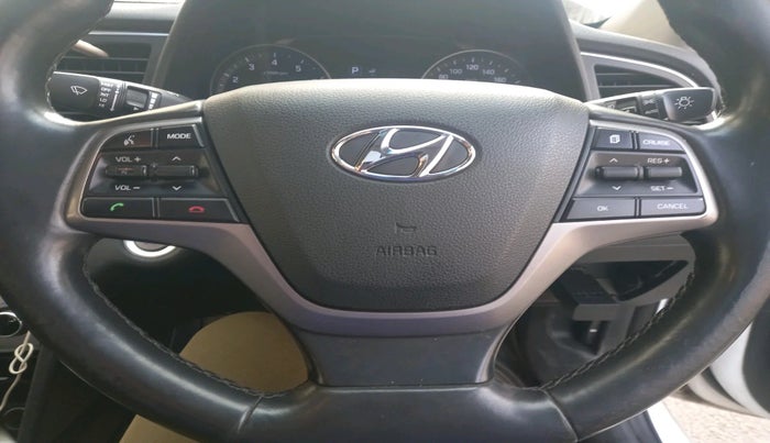 2017 Hyundai New Elantra 2.0 SX(O) AT PETROL, Petrol, Automatic, 1,17,546 km, interior