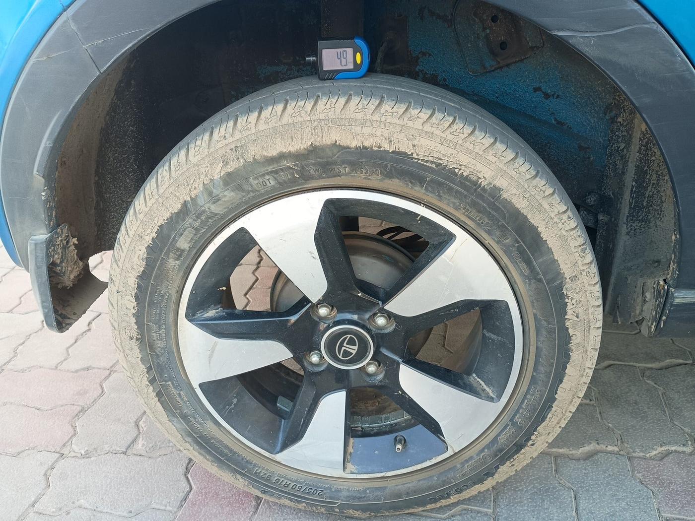 2017 Tata NEXON XZ PLUS DIESEL, Diesel, Manual, 55,448 km, tyre