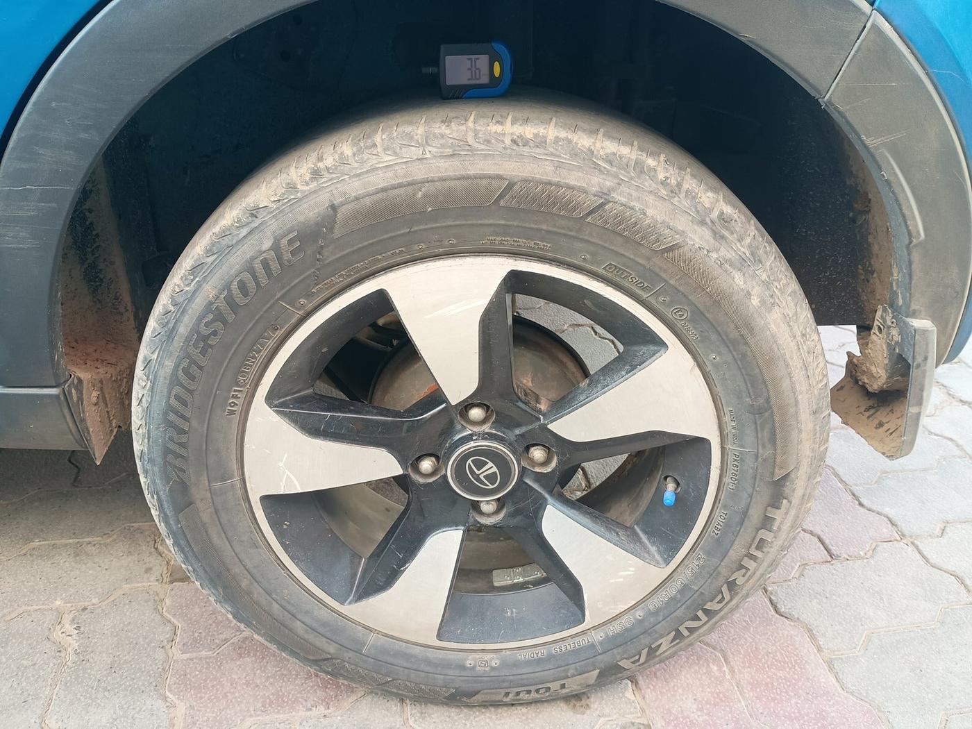 2017 Tata NEXON XZ PLUS DIESEL, Diesel, Manual, 55,448 km, tyre