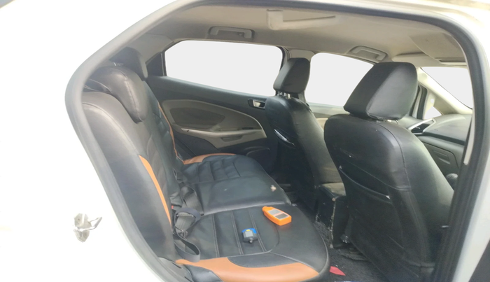 2016 Ford Ecosport TITANIUM 1.5L DIESEL, Diesel, Manual, 1,25,768 km, interior