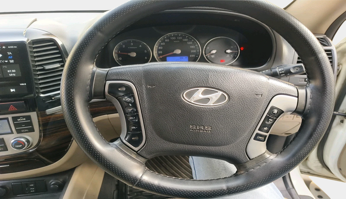 2012 Hyundai Santa Fe 4 WD, Diesel, Manual, 1,48,160 km, interior