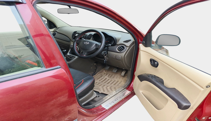 2014 Hyundai i10 MAGNA 1.1, Petrol, Manual, 88,856 km, interior
