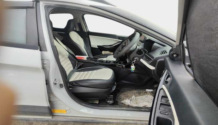 2024 Tata NEXON PURE 1.2 PETROL, Petrol, Manual, 10,106 km, interior